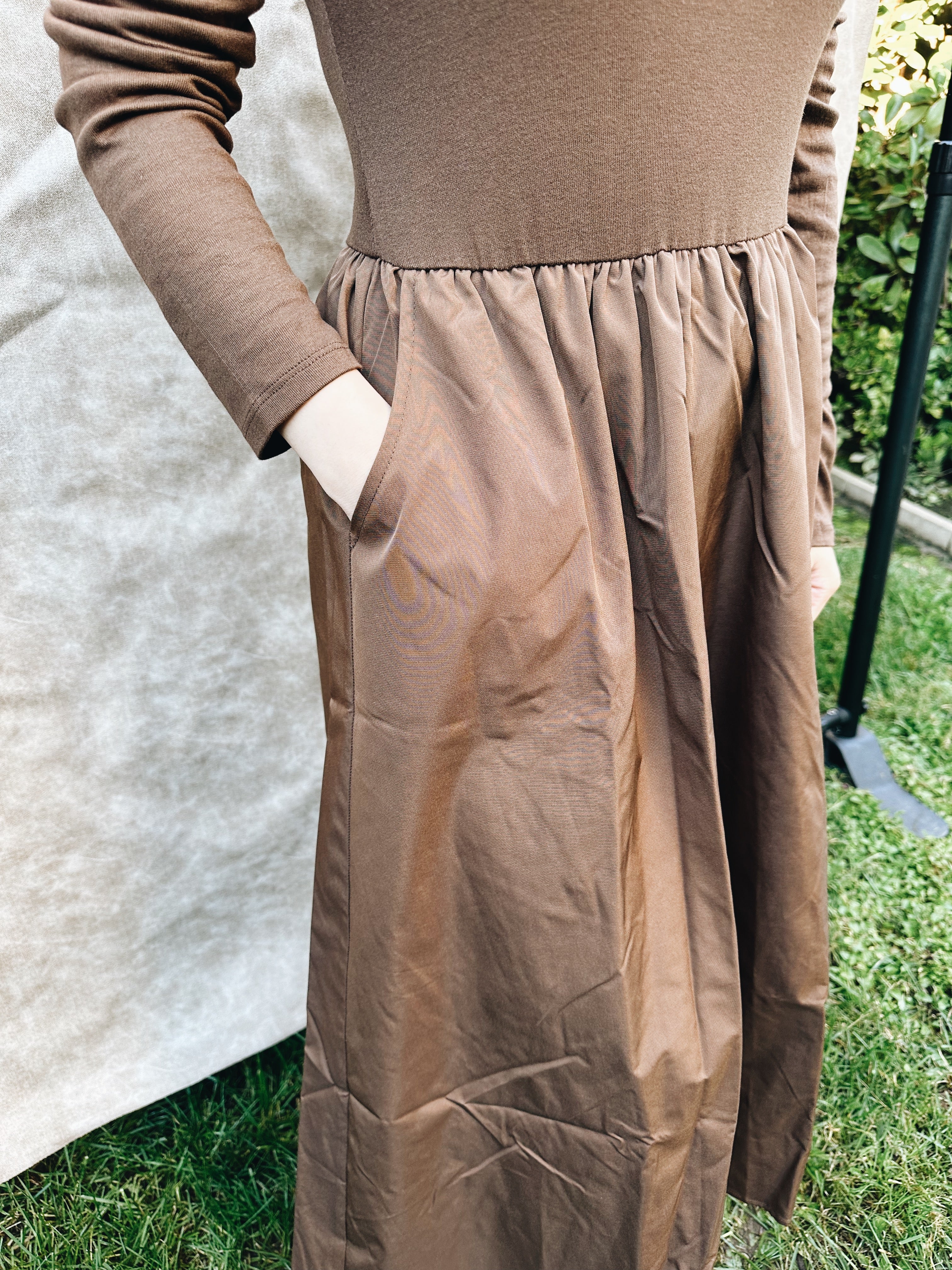 Café Midi Dress