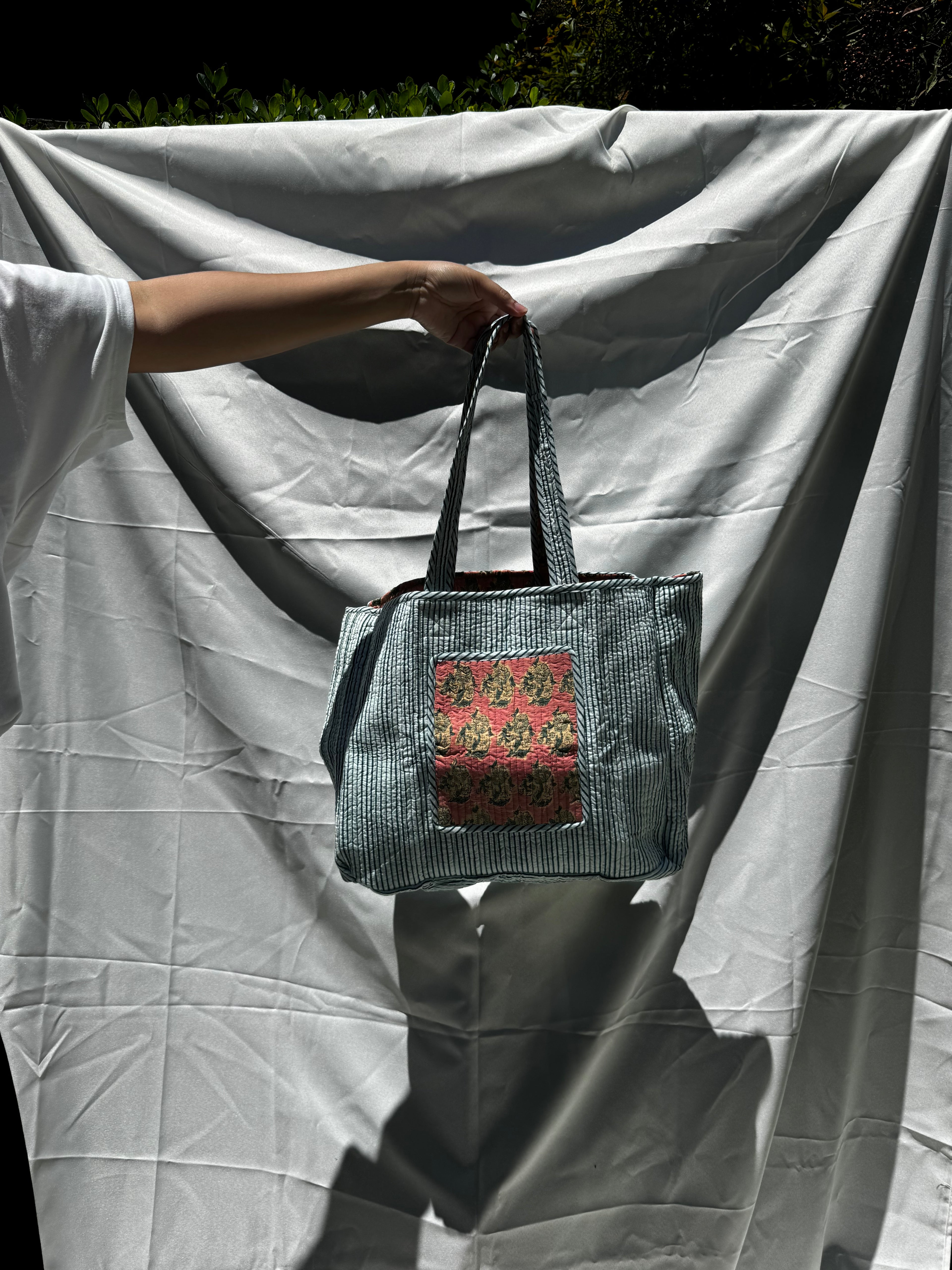 Coastal Garden Tote